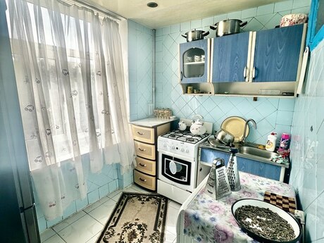 1-room apartment for rent, 33 m², Qara Qarayev: 400 ₼/mo 3