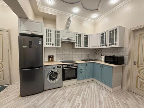 Elan №6501572 - Bakı, Nərimanov r., 2 otaqlı, 70 m², 4/6 mərtəbə