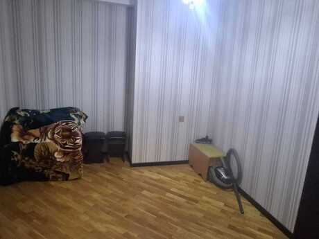3-room apartment for rent, 75 m², Bakmil: 800 ₼/mo 5