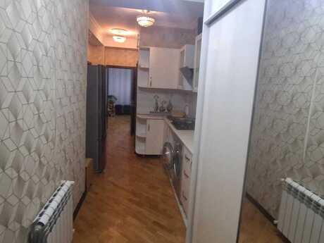 3-room apartment for rent, 75 m², Bakmil: 800 ₼/mo 4