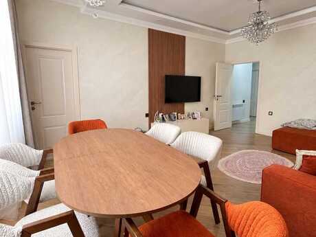 3-комнатная квартира, 90 м², İnşaatçılar: 335 000 ₼ 2