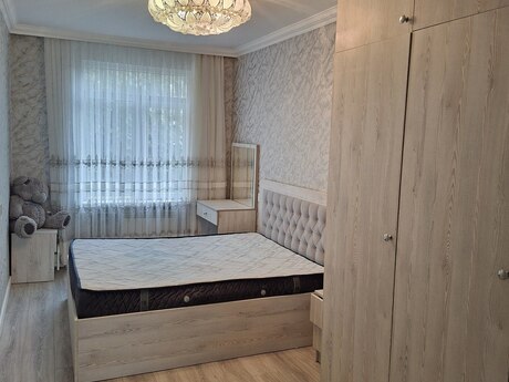 2-room apartment for rent, 48 m², 28 May: 850 ₼/mo 3