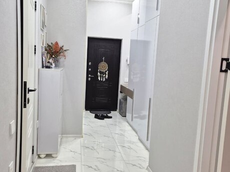 2-комнатная квартира, 61 м², 8 Noyabr: 195 000 ₼ 4