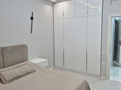 2-комнатная квартира, 61 м², 8 Noyabr: 195 000 ₼ 5
