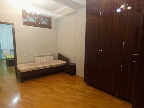 3-room apartment for rent, 110 m², 20 Yanvar: 700 ₼/mo 3
