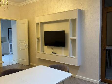 Kirayə 2 otaqlı mənzil, 55 m², Nəriman Nərimanov: 1 000 ₼/ay 2