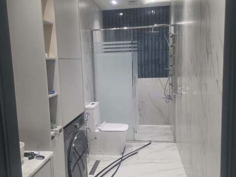 2-room apartment for rent, 70 m², 8 Noyabr: 1 100 ₼/mo 3