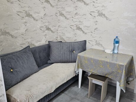 1-room apartment for rent, 45 m², Yeni Günəşli: 400 ₼/mo 2