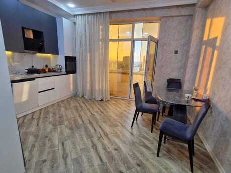 3-комн. · 101 m² · 10/17 этаж, Həzi Aslanov