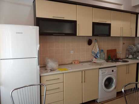 Elan №6501818 - Bakı, Şah İsmayıl Xətai m., 2 otaqlı, 100 m², 8/16 mərtəbə