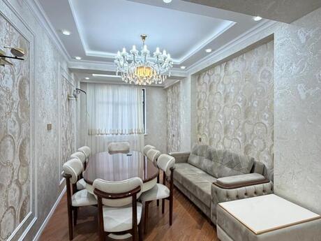 3-комнатная квартира, 115 м², 8 Noyabr: 310 000 ₼ 3