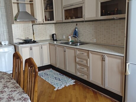 2 rooms · 67 m² · floor 4/16, Şah İsmayıl Xətai