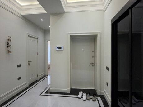 3-room apartment for rent, 100 m², Ağ şəhər: 2 300 ₼/mo 4