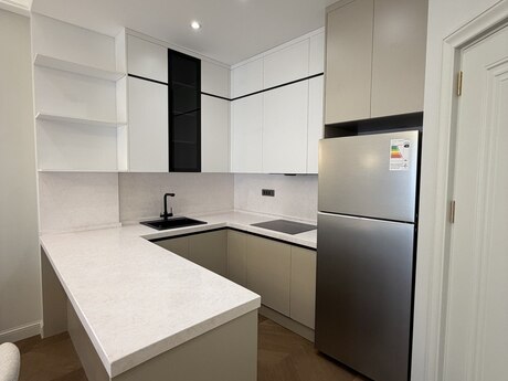 3-room apartment for rent, 100 m², Ağ şəhər: 2 300 ₼/mo 3