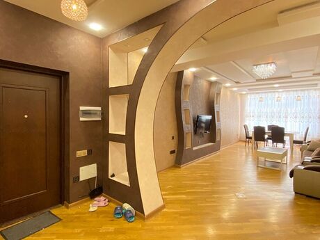 Аренда: 3-комнатная квартира, 140 м², Badamdar: 1 000 ₼/мес 3