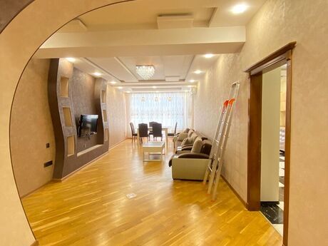 Аренда: 3-комнатная квартира, 140 м², Badamdar: 1 000 ₼/мес 4