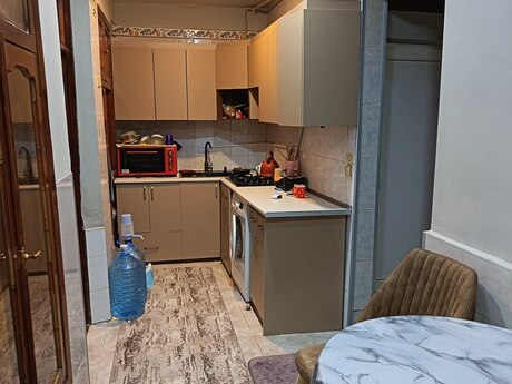 Kirayə 1 otaqlı mənzil, 40 m², Nizami: 250 ₼/ay 2