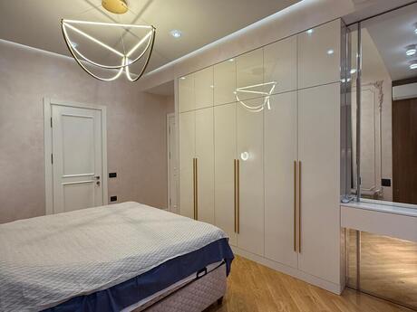 Kirayə 3 otaqlı mənzil, 135 m², 28 May: 3 000 ₼/ay 4