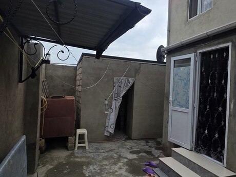 3-комнатный дом, 130 м², Yeni Suraxanı: 70 000 ₼ 2