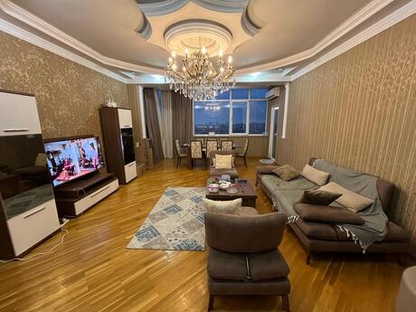 3-room apartment, 114 m², Azadlıq Prospekti: 255 000 ₼ 2