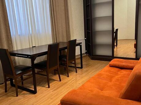 4-room new-build apartment for rent in Nərimanov, 140 m², 1 300 AZN/mo, photo 5 / 10