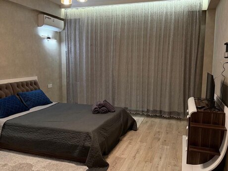 3-room apartment for rent, 110 m², Şah İsmayıl Xətai: 1 850 ₼/mo 2