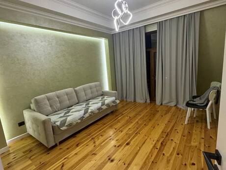 Объявление №6502147 - Баку, пос. Аг шехер, 2-комн., 80 м², 4/7 этаж