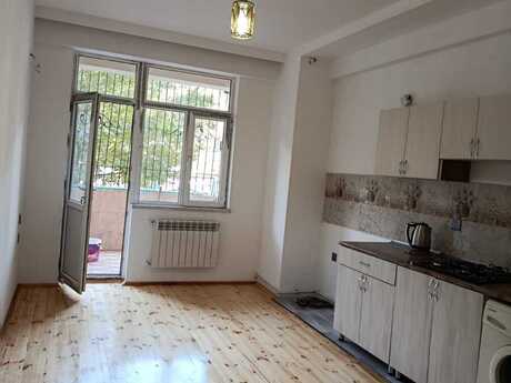 Объявление №6502169 - Баку, м. Халглар Достлугу, 3-комн., 125 м², 1/16 этаж