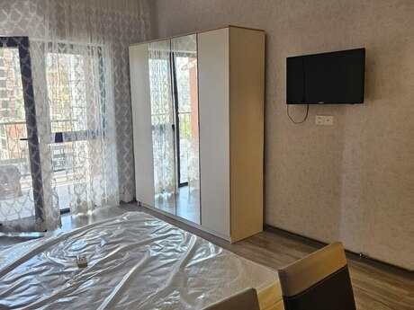 Аренда: 1-комнатная квартира, 38 м², 28 May: 700 ₼/мес 4
