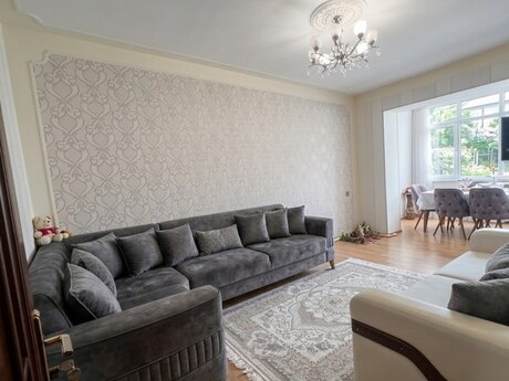 Объявление №6502264 - Баку, м. Ази Асланов, 3-комн., 80 м², 5/5 этаж