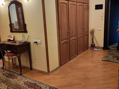 3-room apartment, 165 m², Nizami: 380 000 ₼ 4