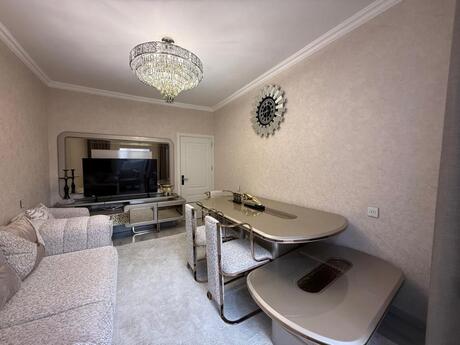 2-room apartment, 65 m², Yeni Yasamal: 180 000 ₼ 3