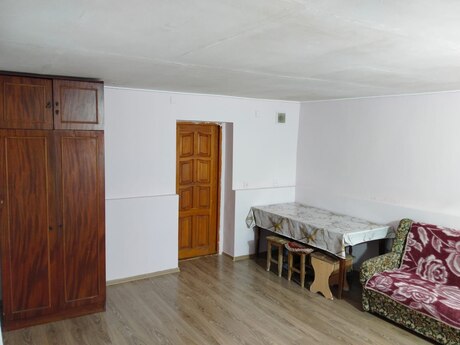 Kirayə 1 otaqlı mənzil, 50 m², İnşaatçılar: 130 ₼/ay 5