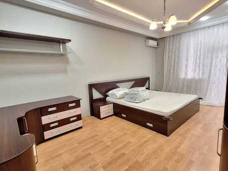 2-room apartment for rent, 100 m², Nizami: 999 ₼/mo 3