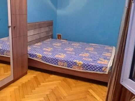 Elmlər Akademiyasında 2 otaqlı köhnə tikili mənzil satılır, 55 m², 166 000 AZN, şəkil 2 / 10