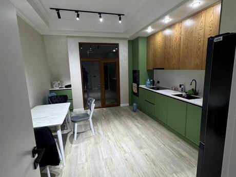 Объявление №6502509 - Баку, пос. Аг шехер, 2-комн., 80 м², 7/7 этаж