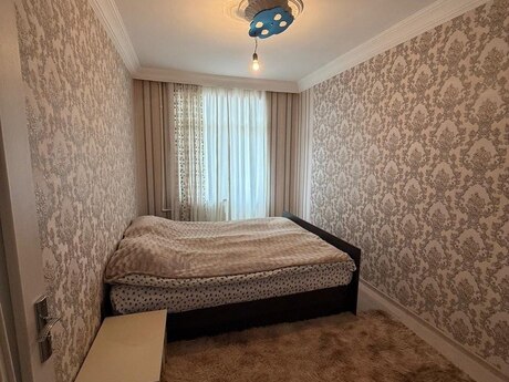 3-room apartment, 73 m², Bakıxanov: 188 000 ₼ 5