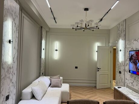 Elan №6502554 - Bakı, Elmlər Akademiyası m., 2 otaqlı, 80 m², 12/18 mərtəbə