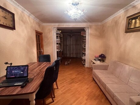 Объявление №6502580 - Баку, м. Иншаатчылар, 3-комн., 78 м², 2/5 этаж