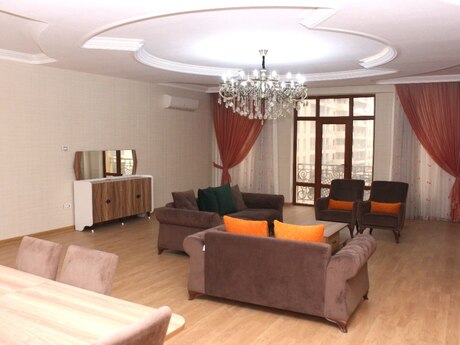 4-room new-build apartment for sale in 28 May, 217 m², 1 100 000 AZN, photo 4 / 12