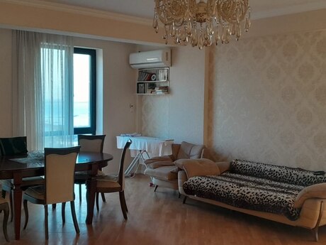 Elan №6502632 - Bakı, Həzi Aslanov q., 4 otaqlı, 146 m², 9/19 mərtəbə