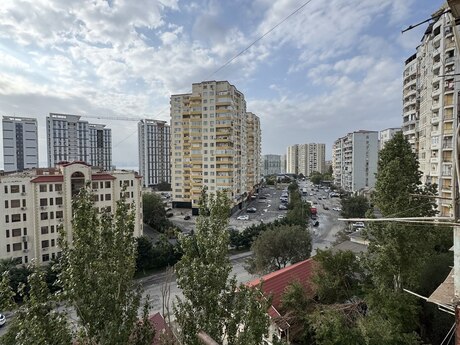 3-комнатная квартира, 80 м², Əhmədli: 235 000 ₼ 2