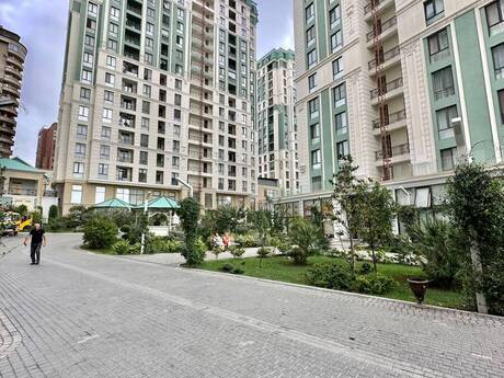 Elan №6502753 - Bakı, Gənclik m., 2 otaqlı, 58 m², 10/17 mərtəbə