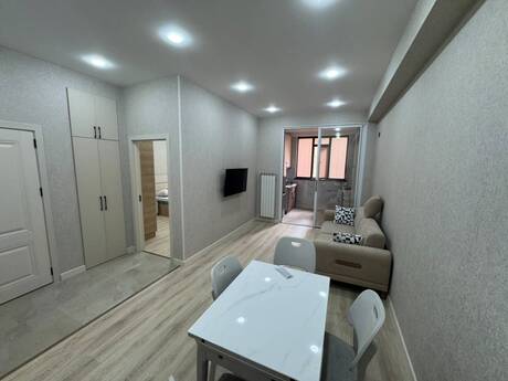 Kirayə 2 otaqlı mənzil, 60 m², Nəriman Nərimanov: 999 ₼/ay 2