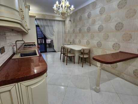 Rifah Plaza kompleksində 2 otaqlı yeni tikili mənzil kirayə verilir, 110 m², 1 250 AZN/ay, şəkil 5 / 12