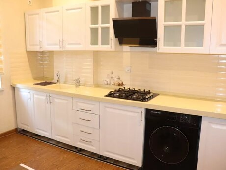 Elan №6502868 - Bakı, Elmlər Akademiyası m., 3 otaqlı, 150 m², 3/16 mərtəbə