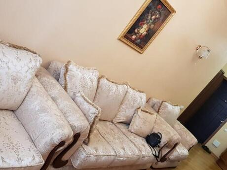 Elan №6502875 - Bakı, Şah İsmayıl Xətai m., 2 otaqlı, 70 m², 4/18 mərtəbə