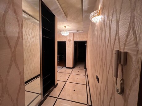 Аренда: 2-комнатная квартира, 90 м², Şah İsmayıl Xətai: 999 ₼/мес 5