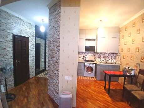2-room apartment, 67 m², Qara Qarayev: 216 000 ₼ 5