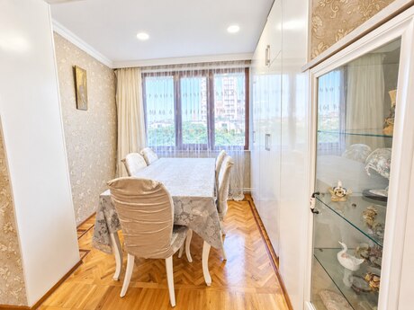 4-room apartment, 100 m², Nizami: 245 000 ₼ 3